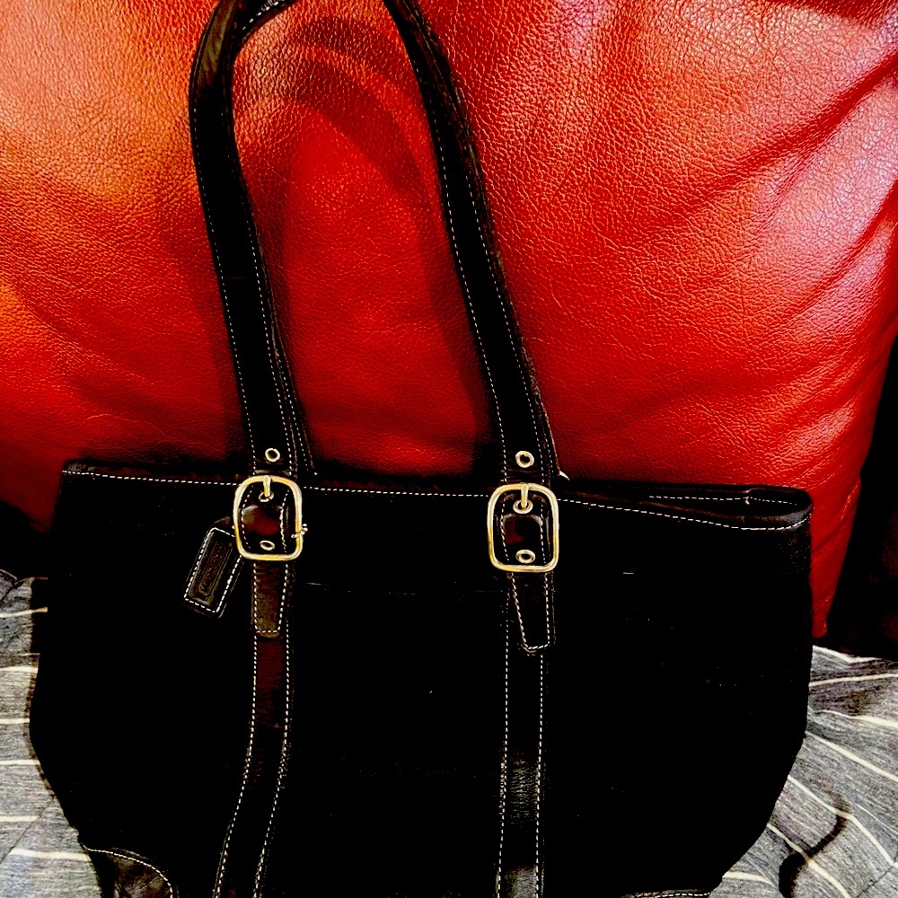 Very nice Coach bag